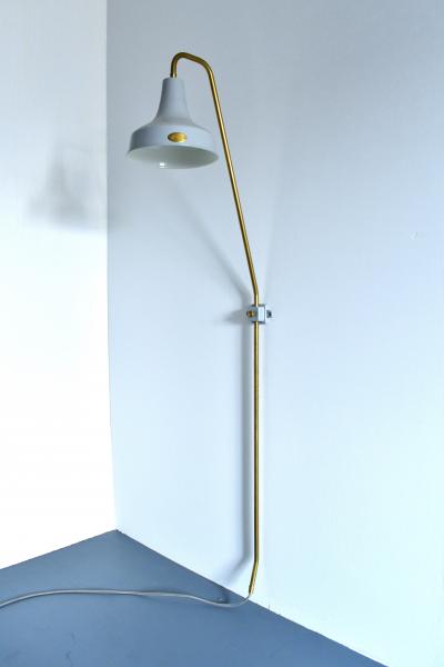Sang Pil Bae Bureaudaire wall lamp