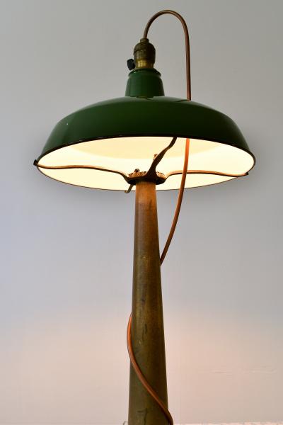 Sang Pil Bae Copper vine table lamp