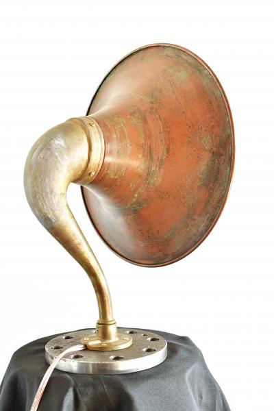 Sang Pil Bae Gramophone table lamp