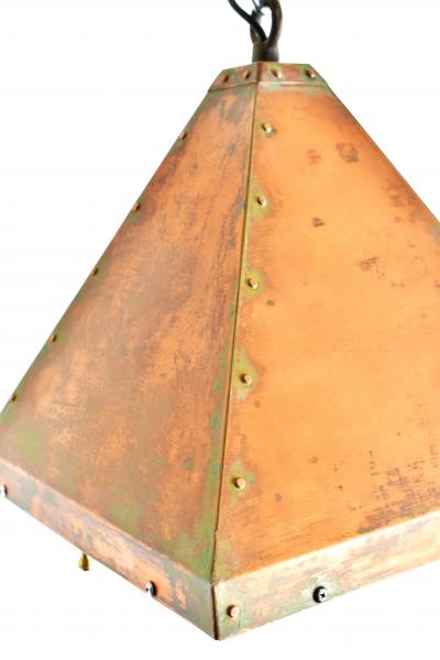 Sang Pil Bae Pyramid Iris pendant