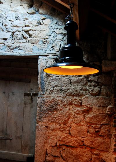 Sang Pil Bae Torino gas pendant