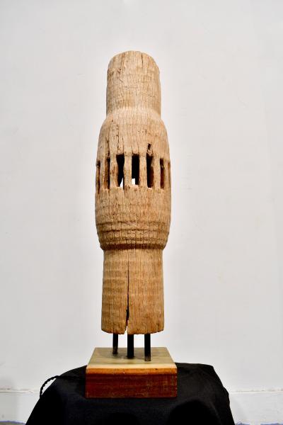 Sang Pil Bae Totem table lamp
