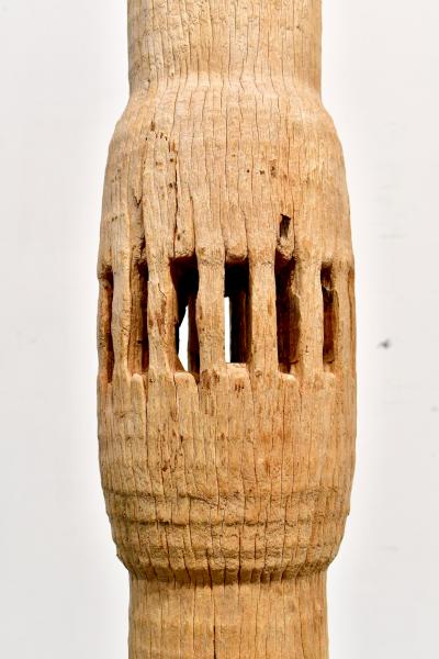 Sang Pil Bae Totem table lamp
