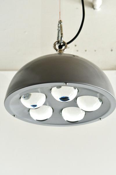 Sang Pil Bae UFO gray pendant
