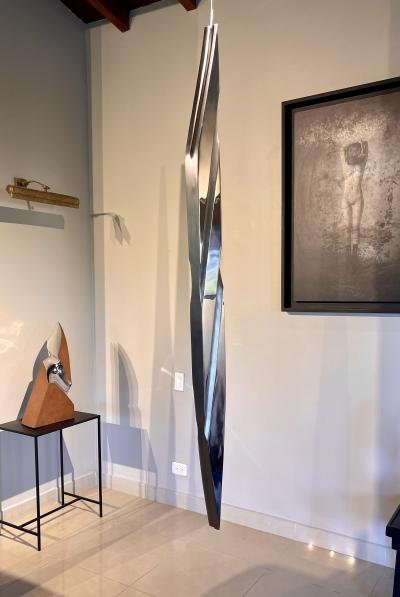 Santiago Medina FUTURA SUSPENDED