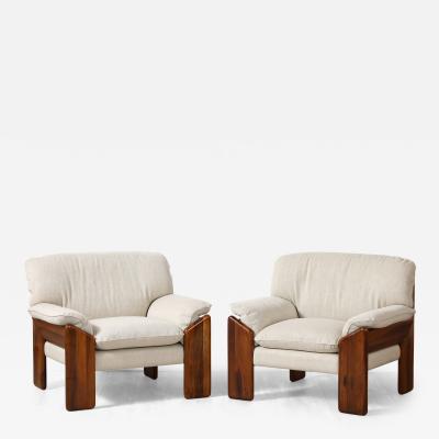 Sapporo Mobil Girgi Pair of Italian Walnut Lounge Chairs by Sapporo Mobil Girgi 1970