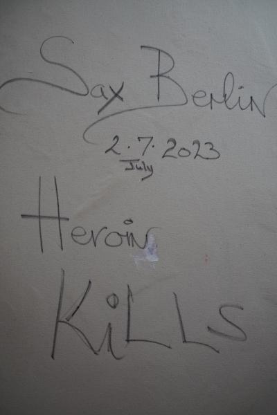 Sax Berlin Heroin Kills