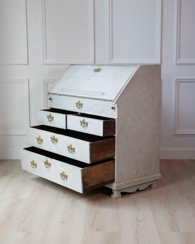 Scandinavian 18th Century Bureau c 1790