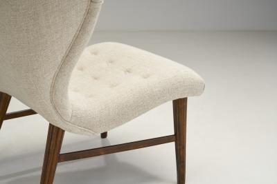 Scandinavian Curved Easy Chair With Wooden Legs Scandinavia ca 1950s
