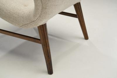 Scandinavian Curved Easy Chair With Wooden Legs Scandinavia ca 1950s