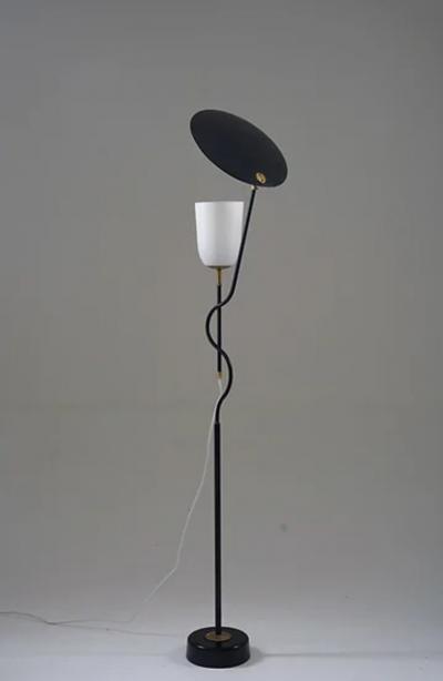 Scandinavian Mid Century Floor Lamp in Metal and Brass