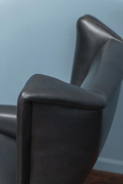 Scandinavian Modern Leather Lounge Chair