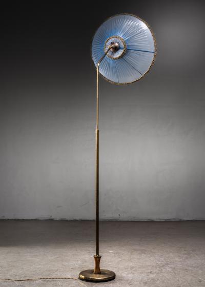 Scandinavian Modern height adjustable floor lamp