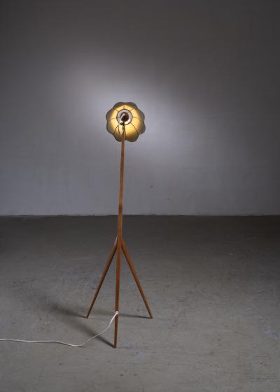 Scandinavian Modern pine tripod floor lamp