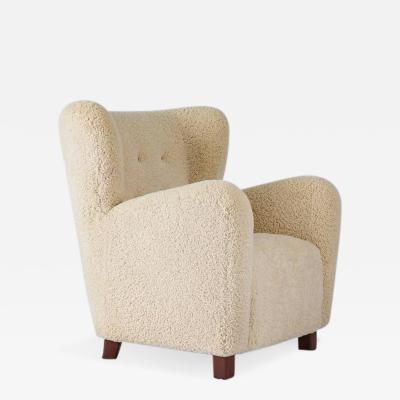 Scandinavian Sheepskin Lounge Chair