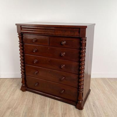 Scottish 19th Century Mahogany Chest with Frieze Drawers and Turned Columns