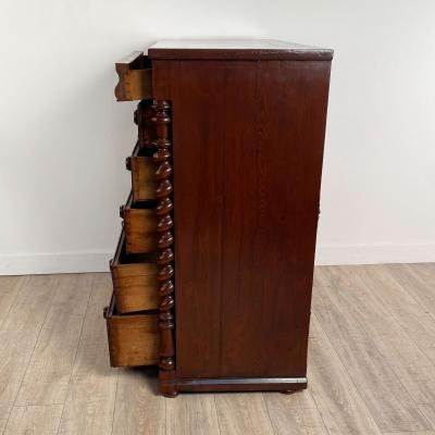 Scottish 19th Century Mahogany Chest with Frieze Drawers and Turned Columns