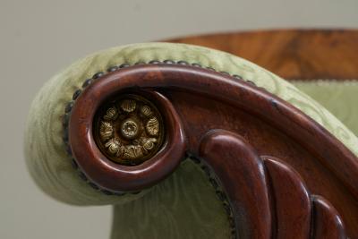 Sculptural Regency Sofa in Figured Mahogany Veneer and Velvet Early 19th Century