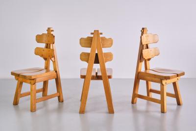 Sculptural Set of Six Brutalist Dining Chairs in Solid Oak France 1960s