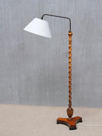 Sculptural Swedish Grace Floor Lamp in Birch and Brass Lundling Sweden 1930s