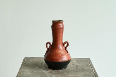 Sculptural Vase in Red and Black Pottery Early 20th Century