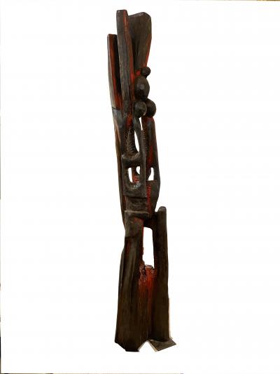 Sculpture Totem red