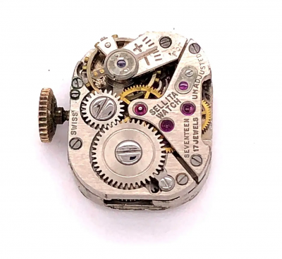 Sellita Ladies 14 Karat Gold Bracelet Wristwatch Swiss 17 Jewels