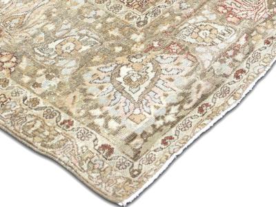 Semi Antique Persian Baktiari Rug 109 x 146 