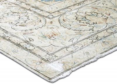 Semi Antique Persian Kerman Rug 98 x 148