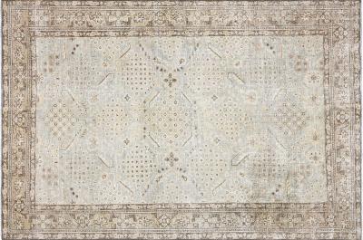 Semi Antique Persian Tabriz Rug 65 x 96 