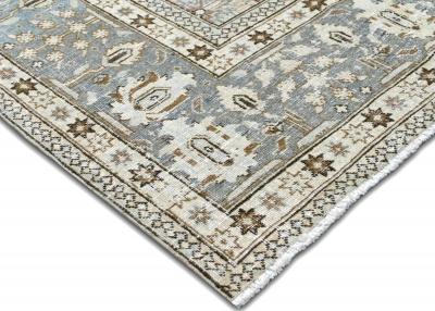 Semi Antique Persian Tabriz Rug 73 x 99