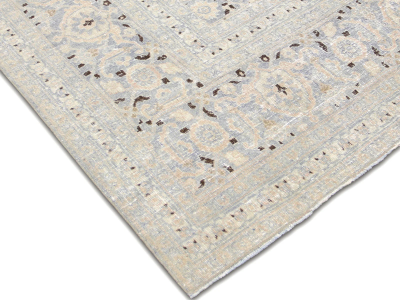 Semi Antique Persian Tabriz Rug 91 x 1111 