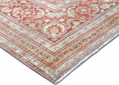 Semi Antique Persian Tabriz Rug 94 x 125