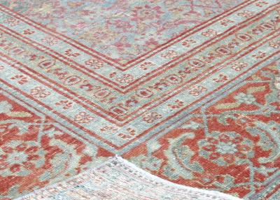Semi Antique Persian Tabriz Rug 94 x 125