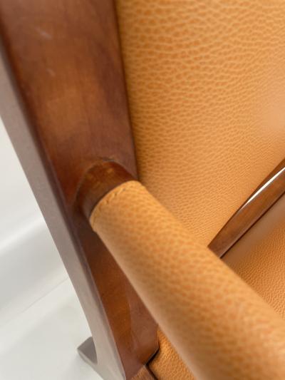 Senat Arm Chair