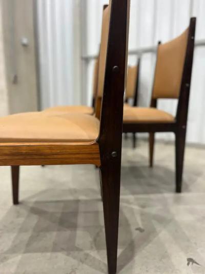 Sergio Rodrigues 4 Dining Chairs in Hardwood Leather by Sergio Rodrigues Brazil 1960