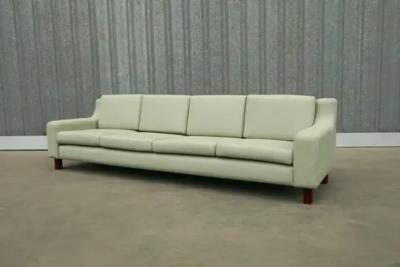Sergio Rodrigues Brazilian Modern Caola Sofa in Green fabric Hardwood Sergio Rodrigues 1960