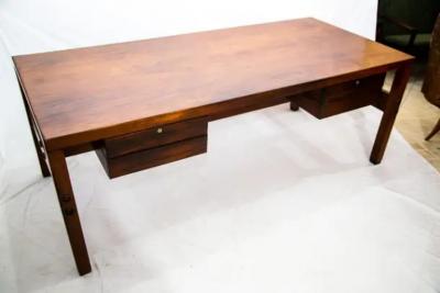 Sergio Rodrigues Brazilian Modern Desk in Hardwood with Floating Drawers Sergio Rodrigues 1960s