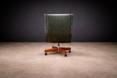 Sergio Rodrigues Holperin Armchair in Green Leather Rosewood Sergio Rodrigues for Oca 1962