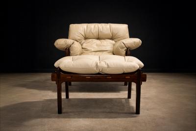 Sergio Rodrigues Moleca Lounge Chair Ottoman in Rosewood Leather Sergio Rodrigues Brazil