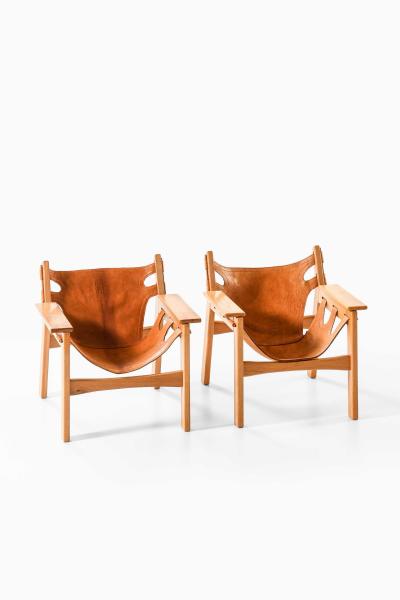 Sergio Rodrigues Pair of Sergio Rodrigues Oak Leather Easy Chairs by OCA 1970s