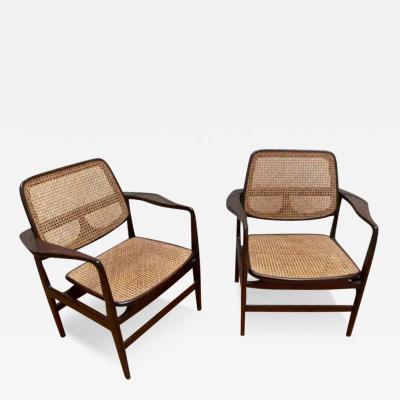 Sergio Rodrigues Set of Two Mid Century Modern Oscar Armchairs by Sergio Rodrigues Brazil 1956