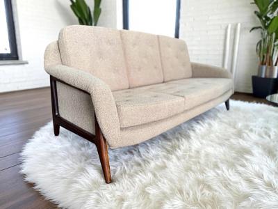 Sergio Rodrigues Sofa Stella in Rosewood Boucle Sergio Rodrigues 1966 Lot 725A