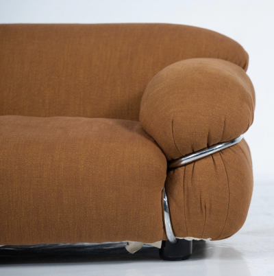 Sesann Sofa by Gianfranco Frattini for Cassina New Upholstery Italy 1970s