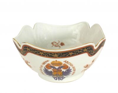 Set of 3 Continental Porcelain Serving Bowls