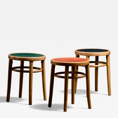 Set of 3 stools with colored seating