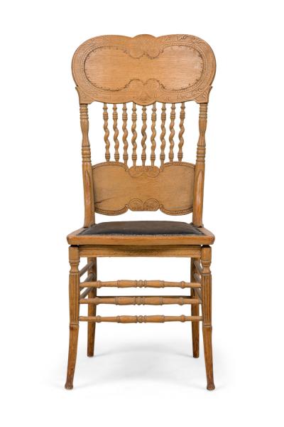 Set of 4 American Victorian Oak Side Chairs