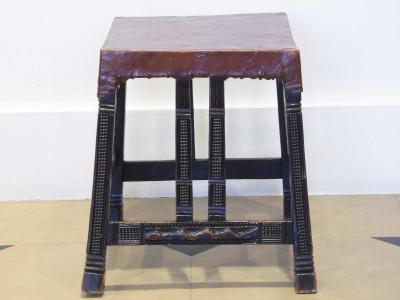 Set of 4 Chokwe stools by in wood and leather Africain art circa 1930