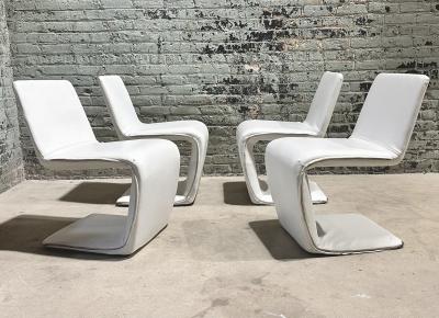 Set of 4 Italian Mid Century Z Dining Chairs