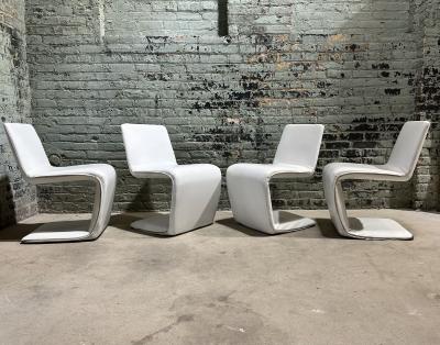 Set of 4 Italian Mid Century Z Dining Chairs